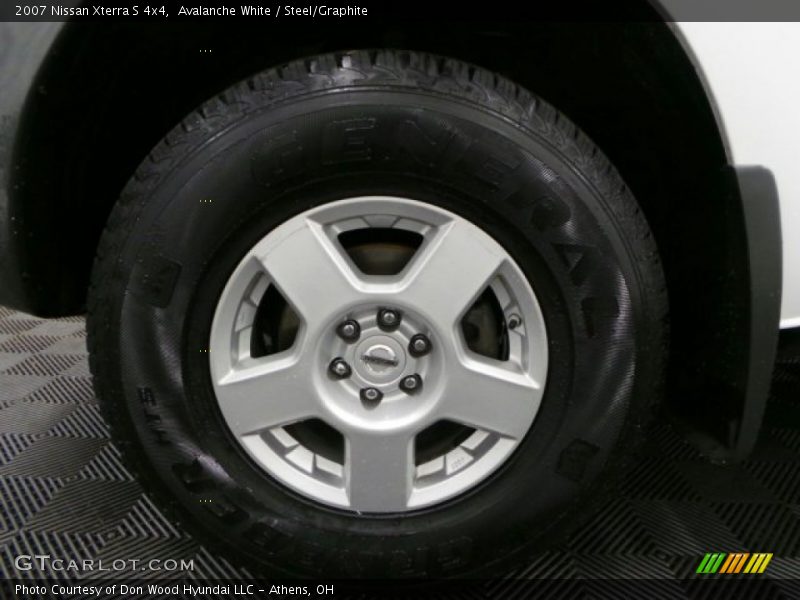 Avalanche White / Steel/Graphite 2007 Nissan Xterra S 4x4