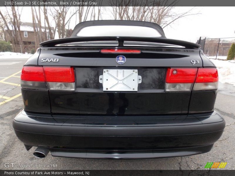 Black / Charcoal Gray 2002 Saab 9-3 SE Convertible