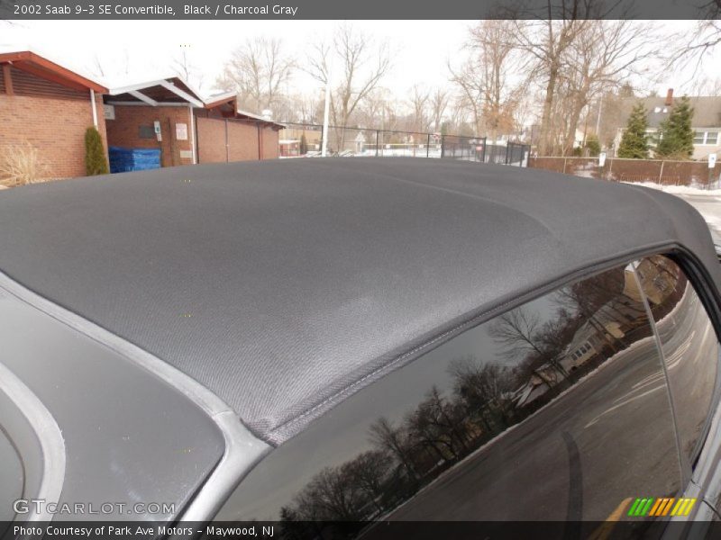 Black / Charcoal Gray 2002 Saab 9-3 SE Convertible