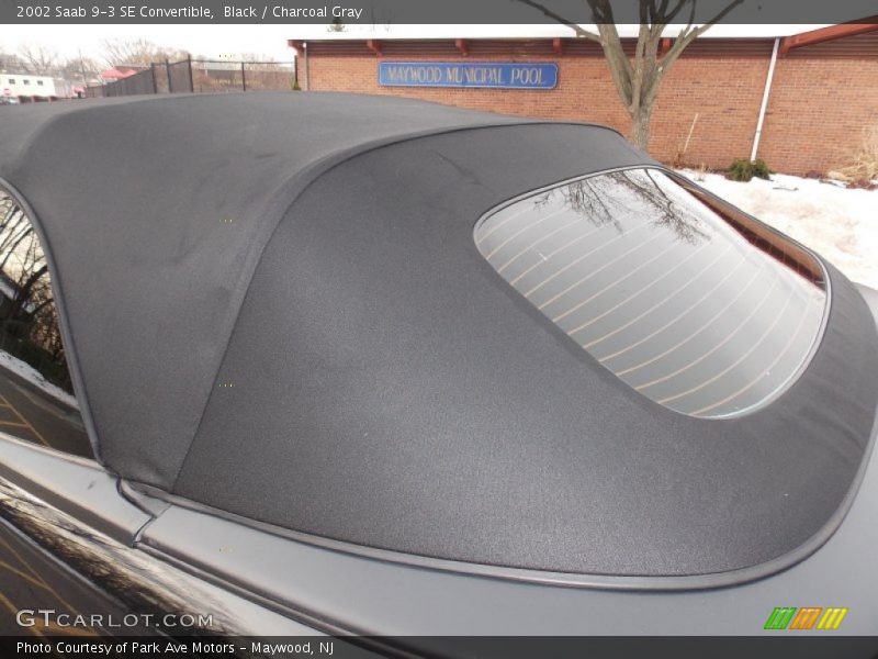 Black / Charcoal Gray 2002 Saab 9-3 SE Convertible