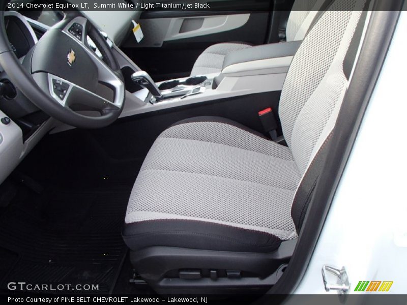 Summit White / Light Titanium/Jet Black 2014 Chevrolet Equinox LT