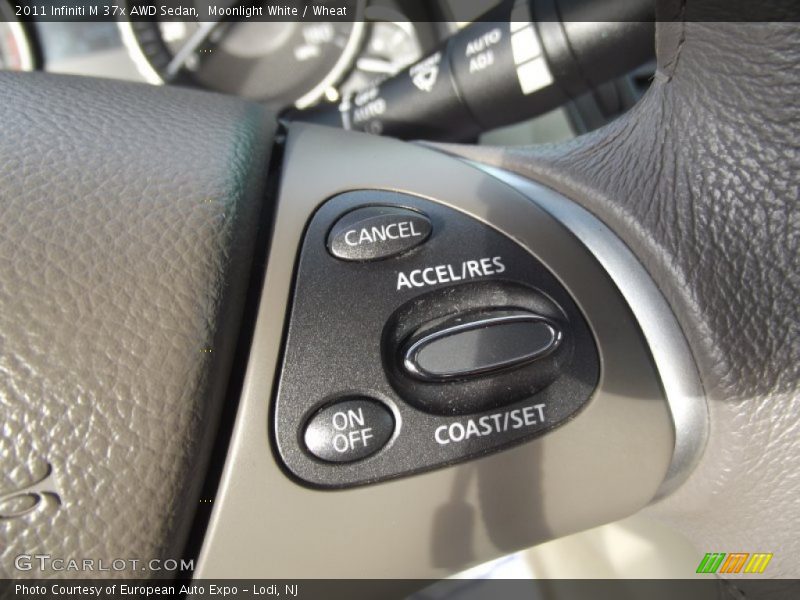 Moonlight White / Wheat 2011 Infiniti M 37x AWD Sedan