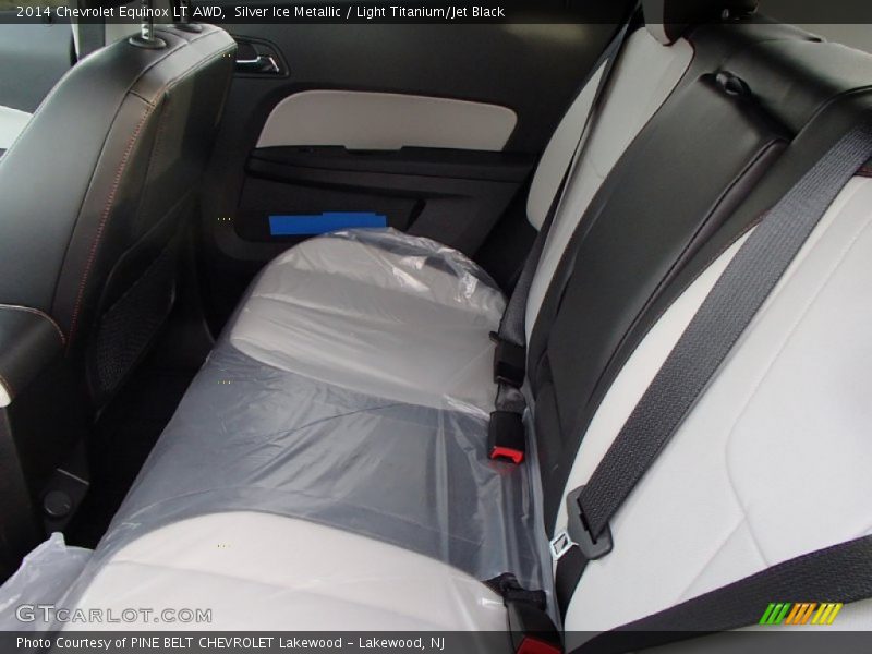 Silver Ice Metallic / Light Titanium/Jet Black 2014 Chevrolet Equinox LT AWD