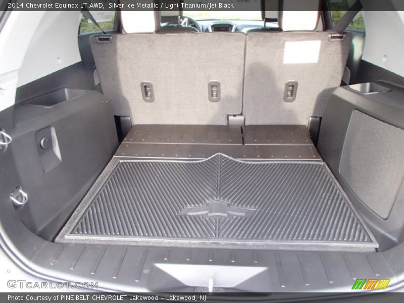 Silver Ice Metallic / Light Titanium/Jet Black 2014 Chevrolet Equinox LT AWD
