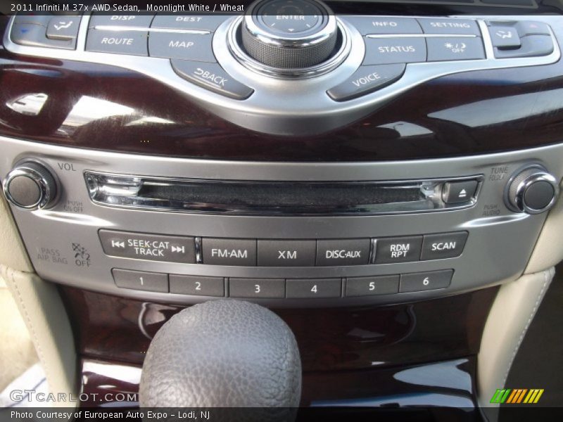 Moonlight White / Wheat 2011 Infiniti M 37x AWD Sedan
