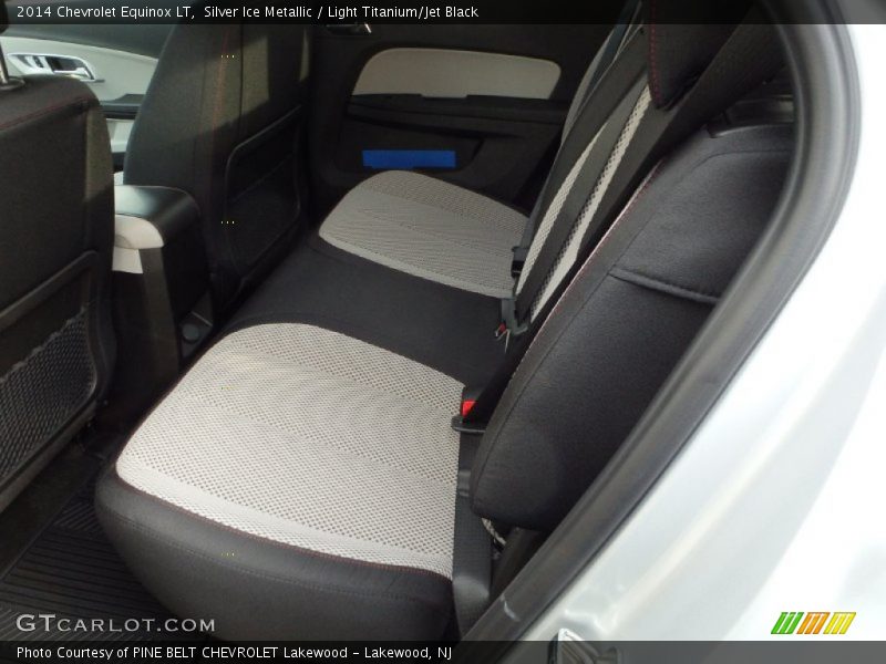 Silver Ice Metallic / Light Titanium/Jet Black 2014 Chevrolet Equinox LT