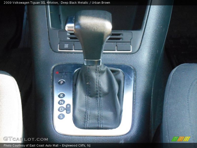 Deep Black Metallic / Urban Brown 2009 Volkswagen Tiguan SEL 4Motion