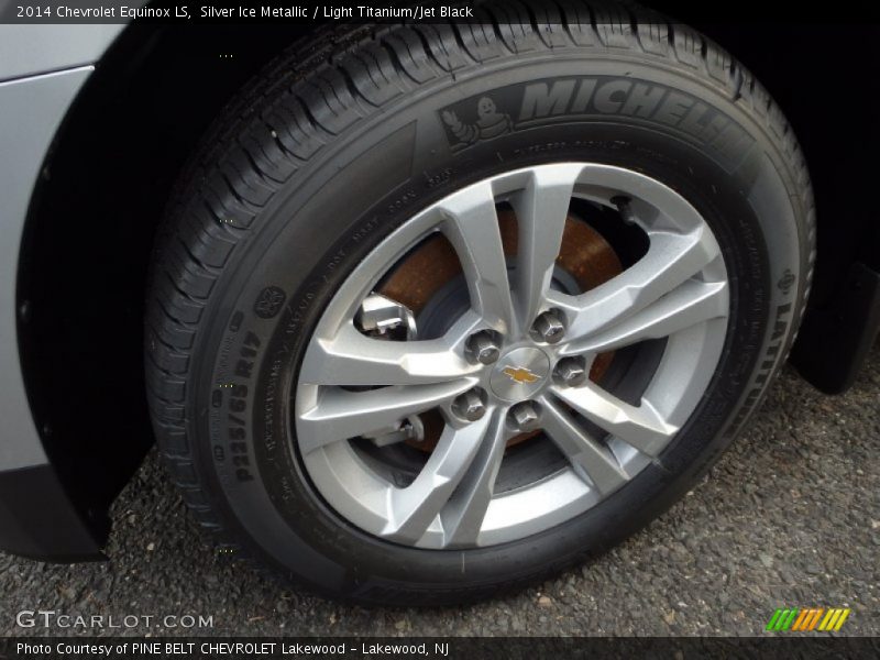 Silver Ice Metallic / Light Titanium/Jet Black 2014 Chevrolet Equinox LS