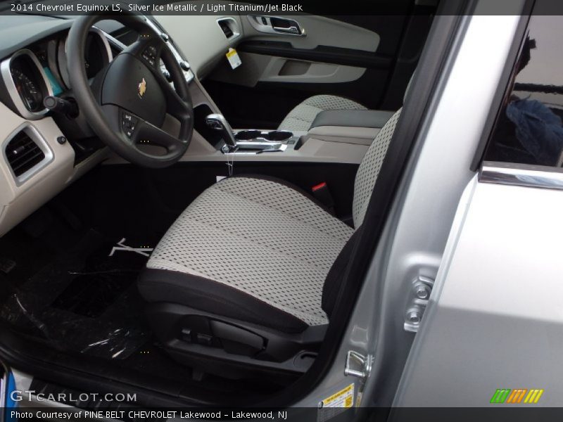 Silver Ice Metallic / Light Titanium/Jet Black 2014 Chevrolet Equinox LS