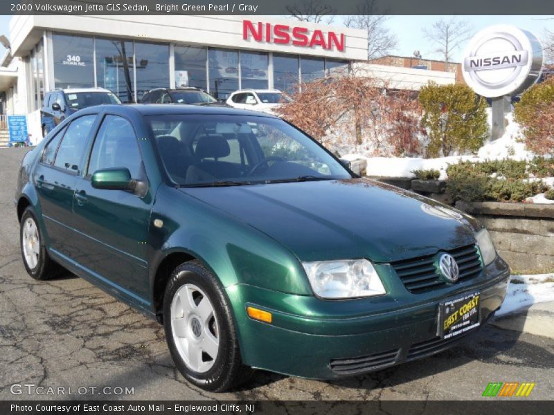 Bright Green Pearl / Gray 2000 Volkswagen Jetta GLS Sedan