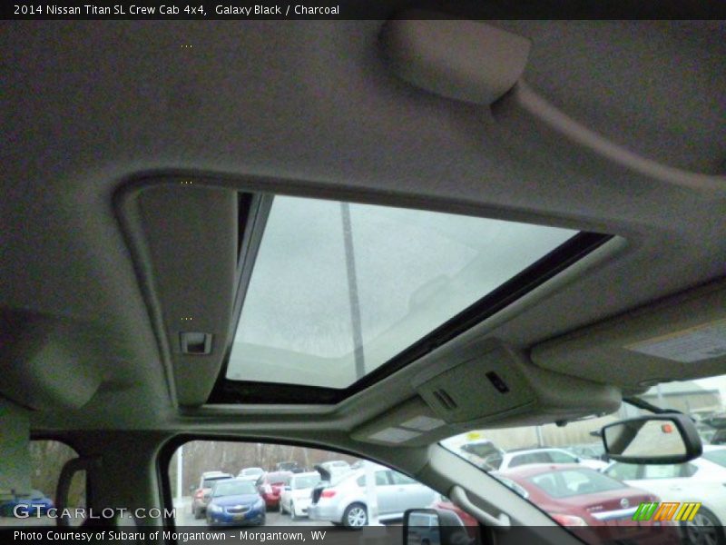 Galaxy Black / Charcoal 2014 Nissan Titan SL Crew Cab 4x4