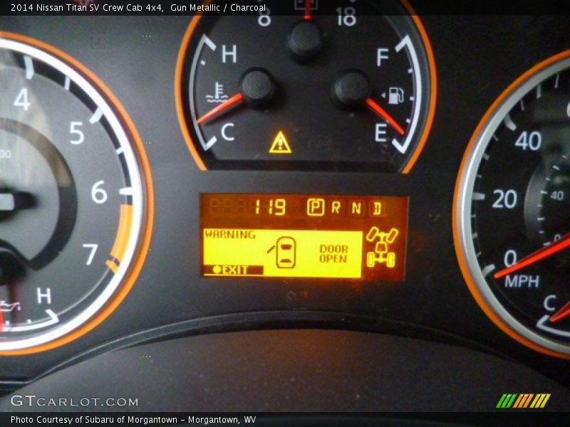 Gun Metallic / Charcoal 2014 Nissan Titan SV Crew Cab 4x4