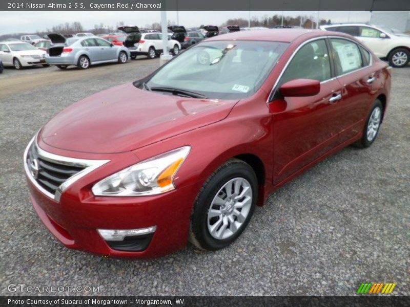 Cayenne Red / Charcoal 2014 Nissan Altima 2.5 S