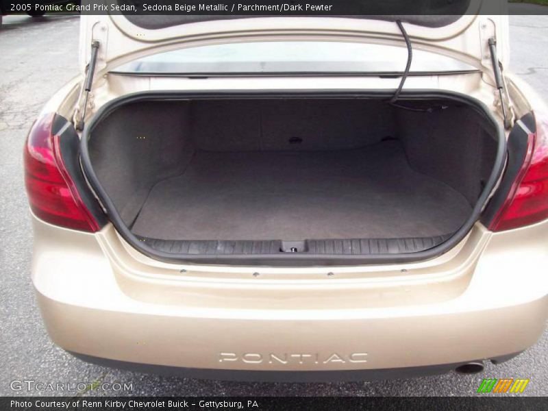 Sedona Beige Metallic / Parchment/Dark Pewter 2005 Pontiac Grand Prix Sedan