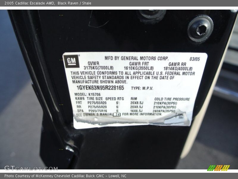 Black Raven / Shale 2005 Cadillac Escalade AWD