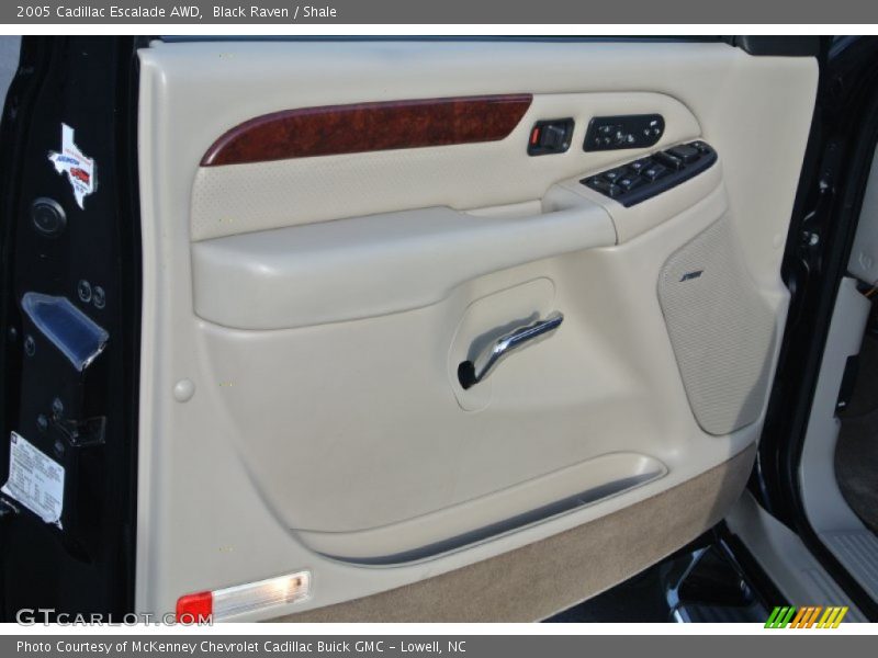 Black Raven / Shale 2005 Cadillac Escalade AWD