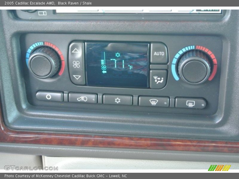 Black Raven / Shale 2005 Cadillac Escalade AWD