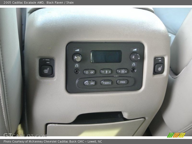 Black Raven / Shale 2005 Cadillac Escalade AWD
