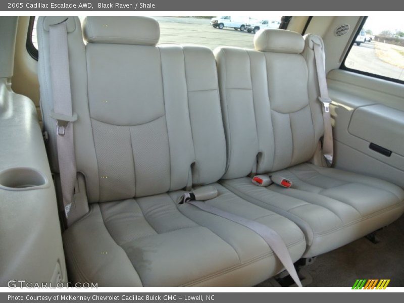 Black Raven / Shale 2005 Cadillac Escalade AWD