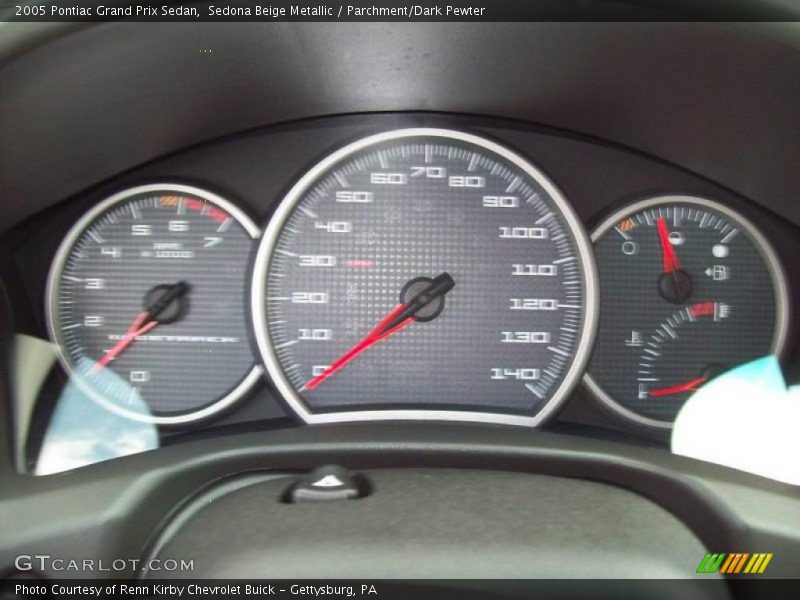 Sedona Beige Metallic / Parchment/Dark Pewter 2005 Pontiac Grand Prix Sedan