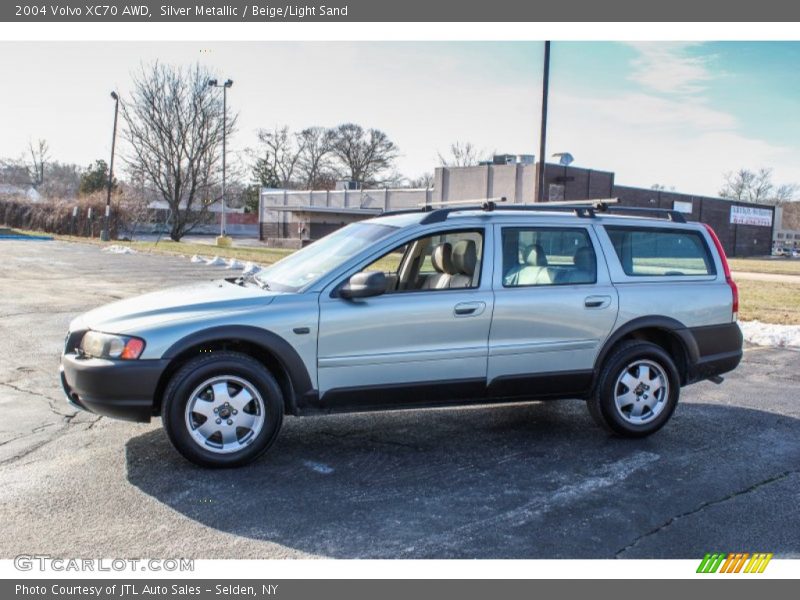 Silver Metallic / Beige/Light Sand 2004 Volvo XC70 AWD