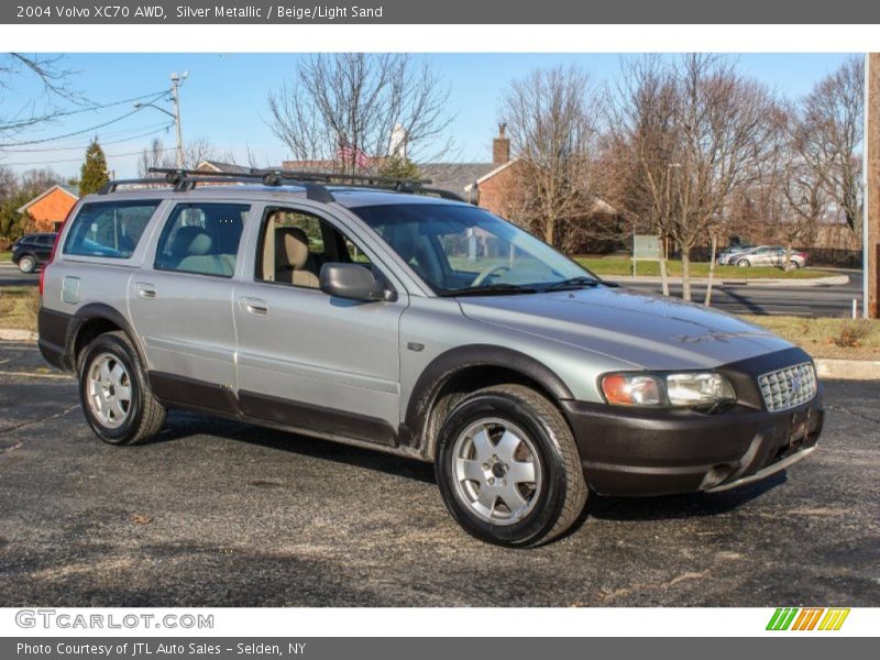  2004 XC70 AWD Silver Metallic