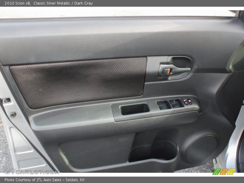 Classic Silver Metallic / Dark Gray 2010 Scion xB