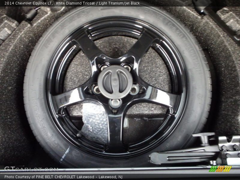 White Diamond Tricoat / Light Titanium/Jet Black 2014 Chevrolet Equinox LT