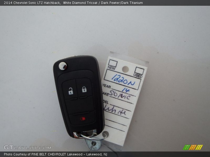 White Diamond Tricoat / Dark Pewter/Dark Titanium 2014 Chevrolet Sonic LTZ Hatchback
