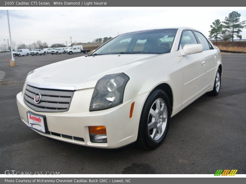 White Diamond / Light Neutral 2005 Cadillac CTS Sedan