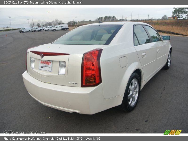 White Diamond / Light Neutral 2005 Cadillac CTS Sedan