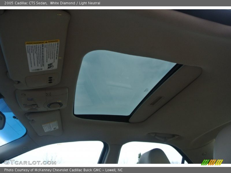 White Diamond / Light Neutral 2005 Cadillac CTS Sedan