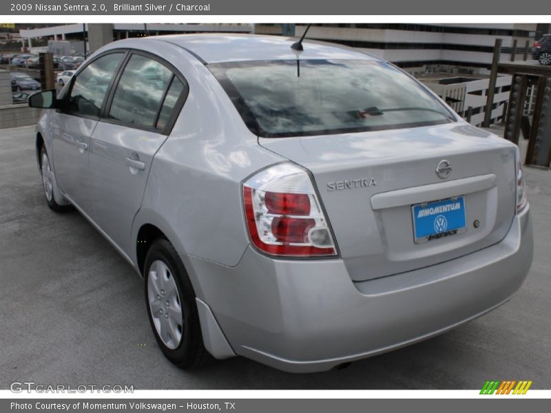 Brilliant Silver / Charcoal 2009 Nissan Sentra 2.0