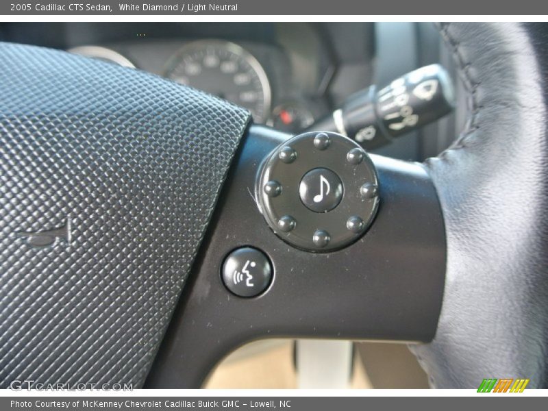 White Diamond / Light Neutral 2005 Cadillac CTS Sedan