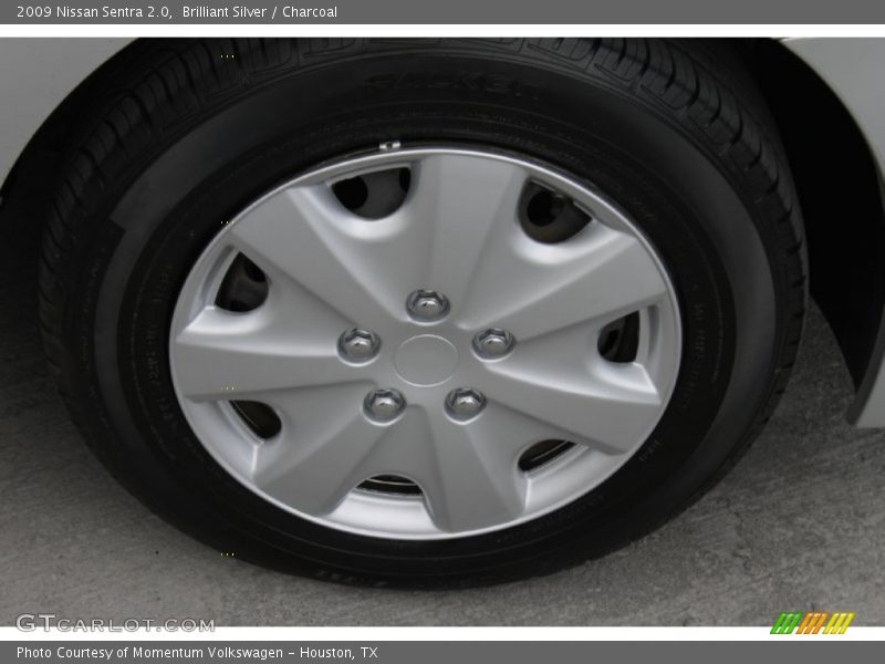 Brilliant Silver / Charcoal 2009 Nissan Sentra 2.0