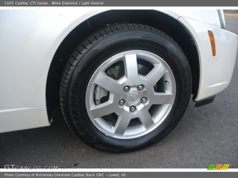 White Diamond / Light Neutral 2005 Cadillac CTS Sedan