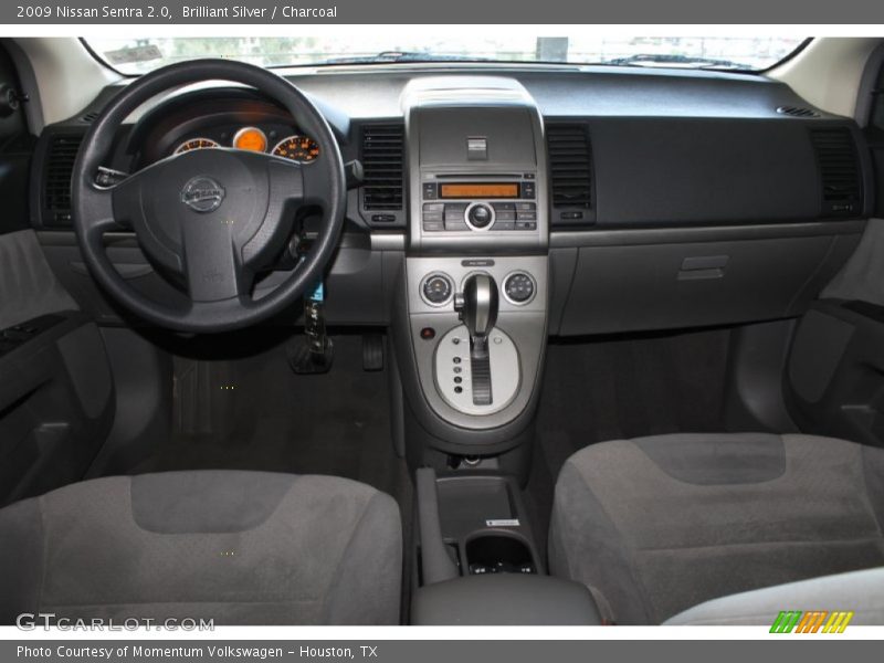 Brilliant Silver / Charcoal 2009 Nissan Sentra 2.0