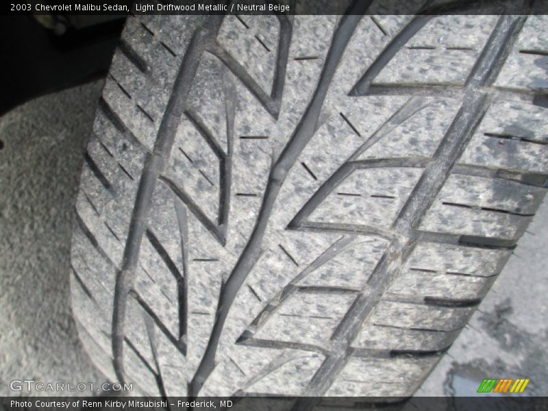 Light Driftwood Metallic / Neutral Beige 2003 Chevrolet Malibu Sedan