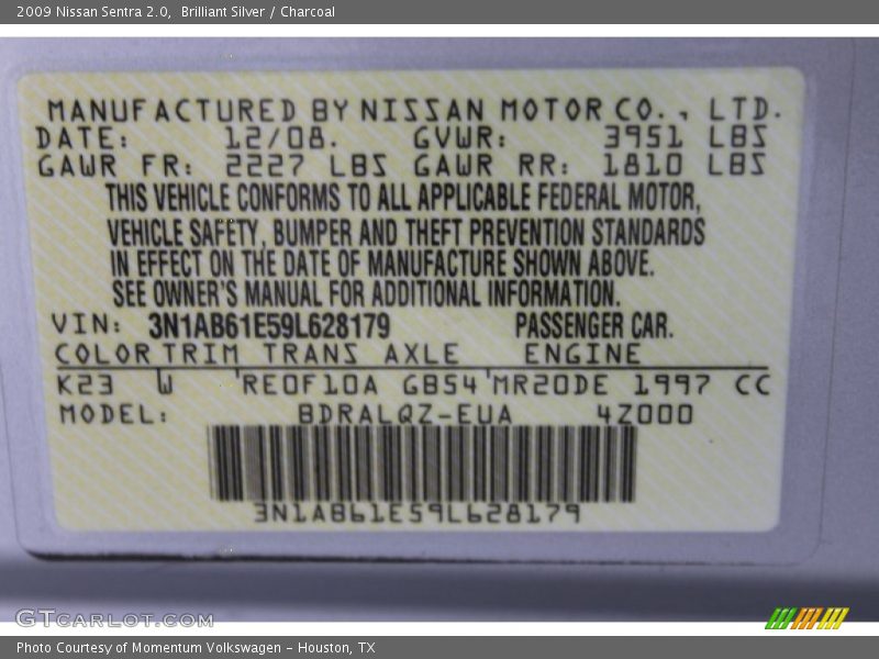 Brilliant Silver / Charcoal 2009 Nissan Sentra 2.0