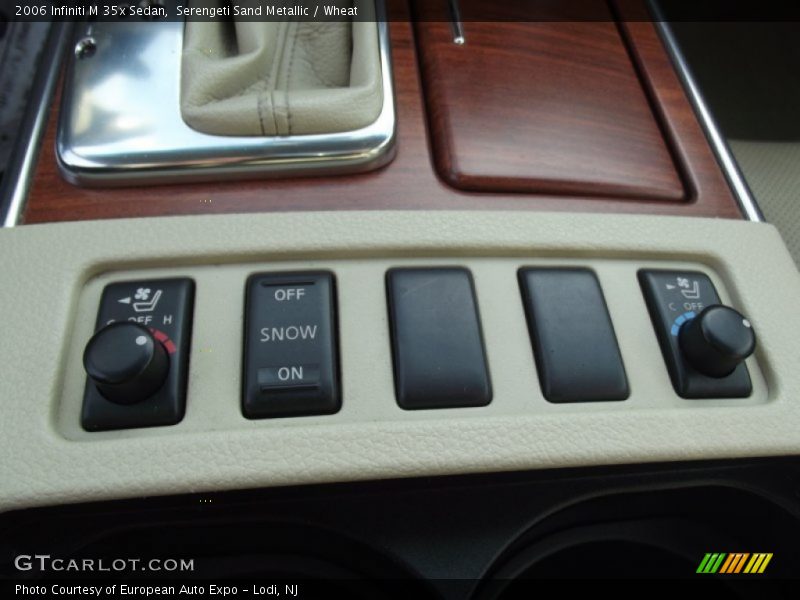 Serengeti Sand Metallic / Wheat 2006 Infiniti M 35x Sedan