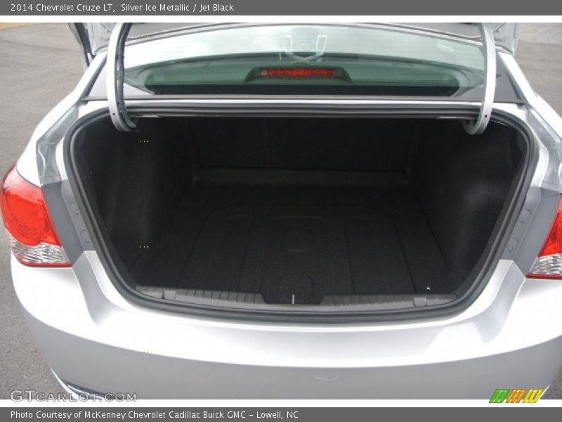 Silver Ice Metallic / Jet Black 2014 Chevrolet Cruze LT