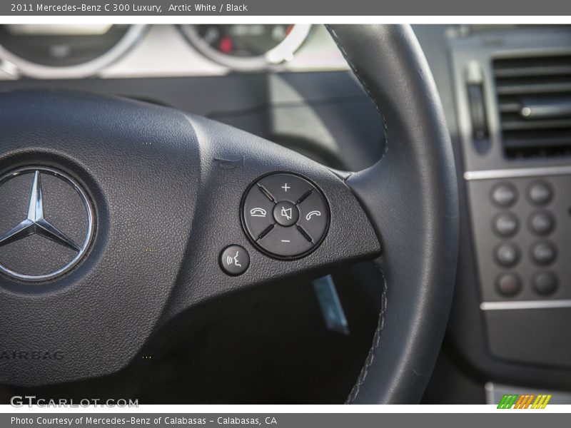 Arctic White / Black 2011 Mercedes-Benz C 300 Luxury
