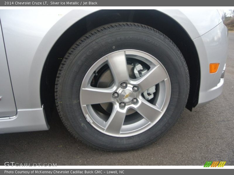 Silver Ice Metallic / Jet Black 2014 Chevrolet Cruze LT