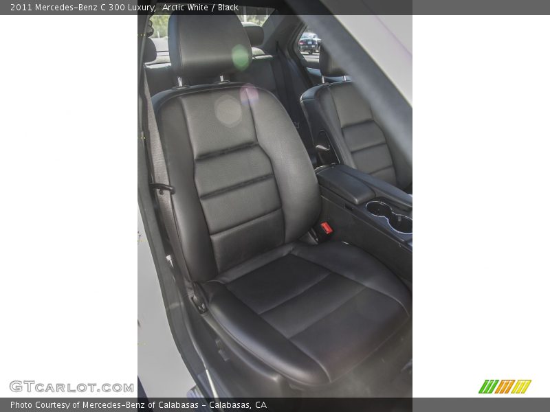 Arctic White / Black 2011 Mercedes-Benz C 300 Luxury