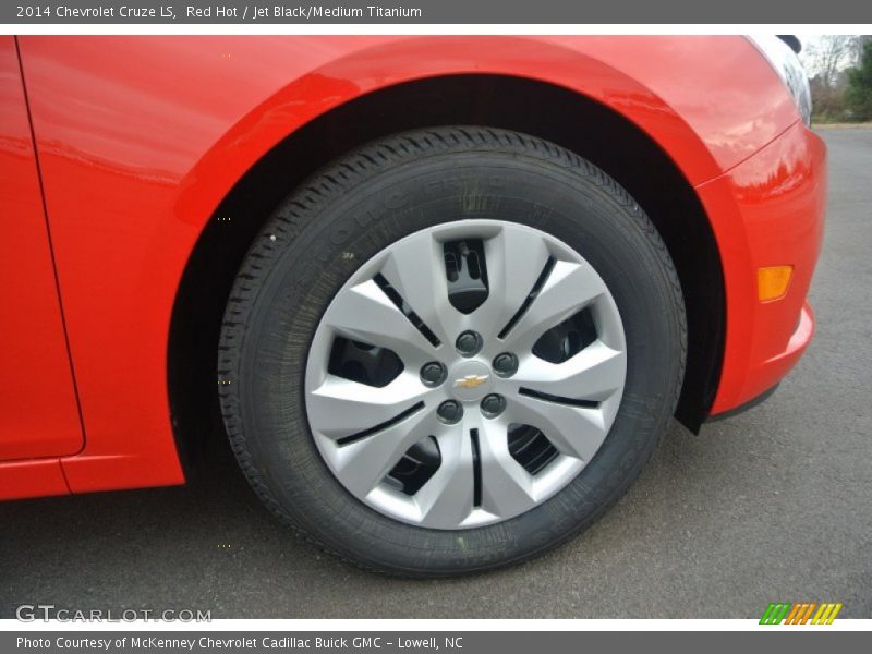 Red Hot / Jet Black/Medium Titanium 2014 Chevrolet Cruze LS