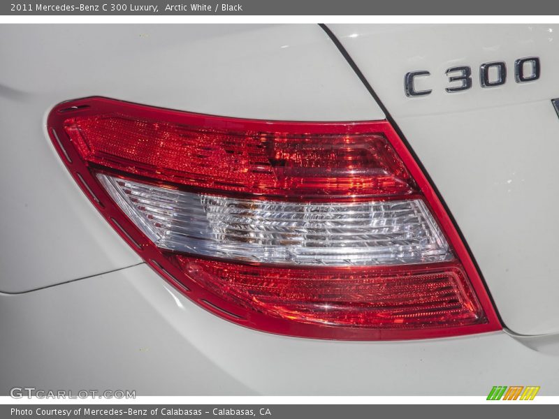 Arctic White / Black 2011 Mercedes-Benz C 300 Luxury