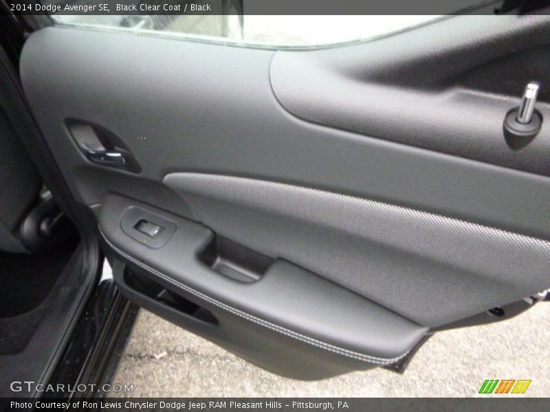 Black Clear Coat / Black 2014 Dodge Avenger SE