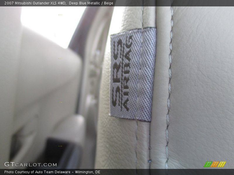 Deep Blue Metallic / Beige 2007 Mitsubishi Outlander XLS 4WD