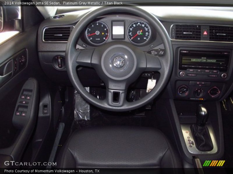 Platinum Gray Metallic / Titan Black 2014 Volkswagen Jetta SE Sedan