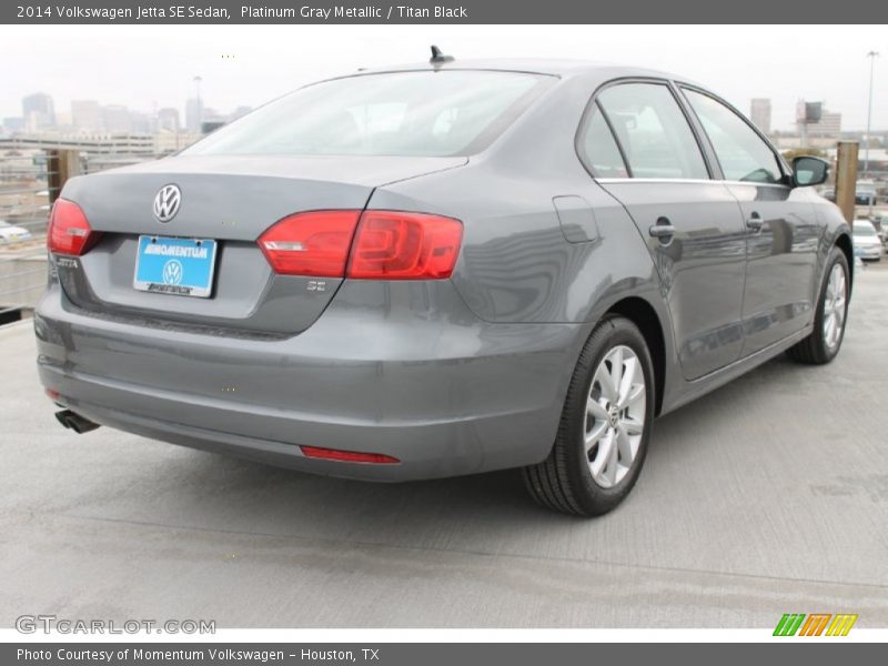 Platinum Gray Metallic / Titan Black 2014 Volkswagen Jetta SE Sedan